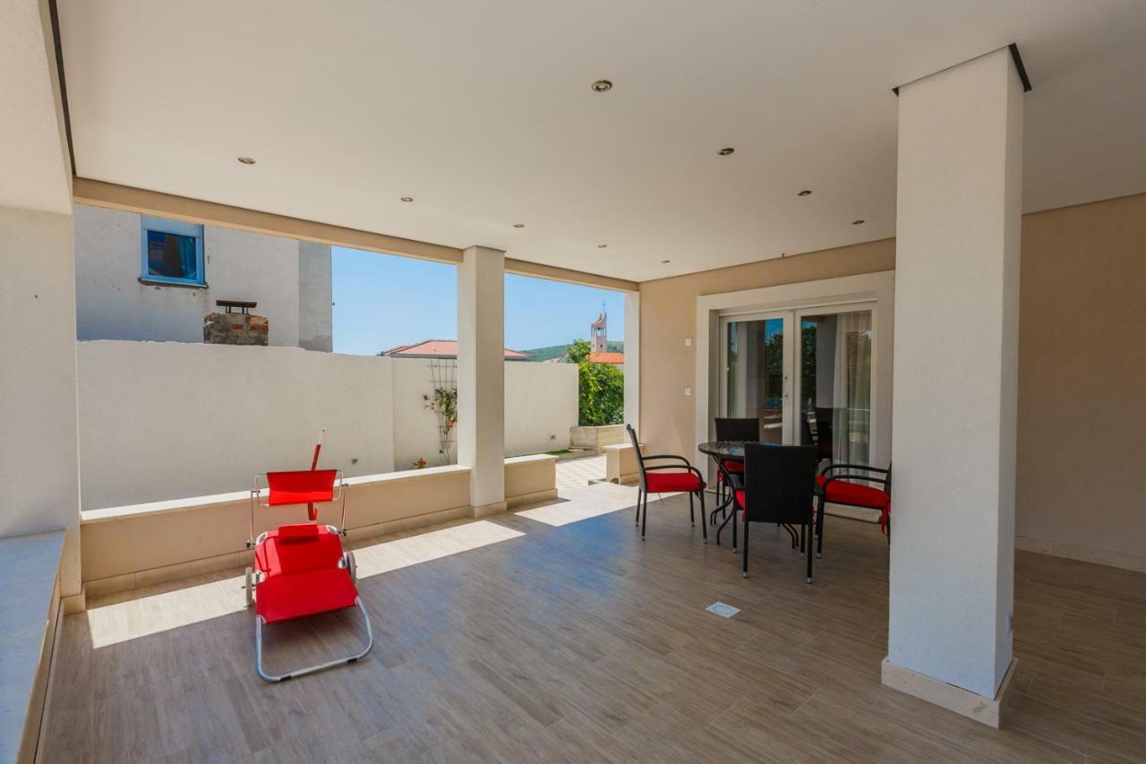 Apartmani Nikola Plano エクステリア 写真